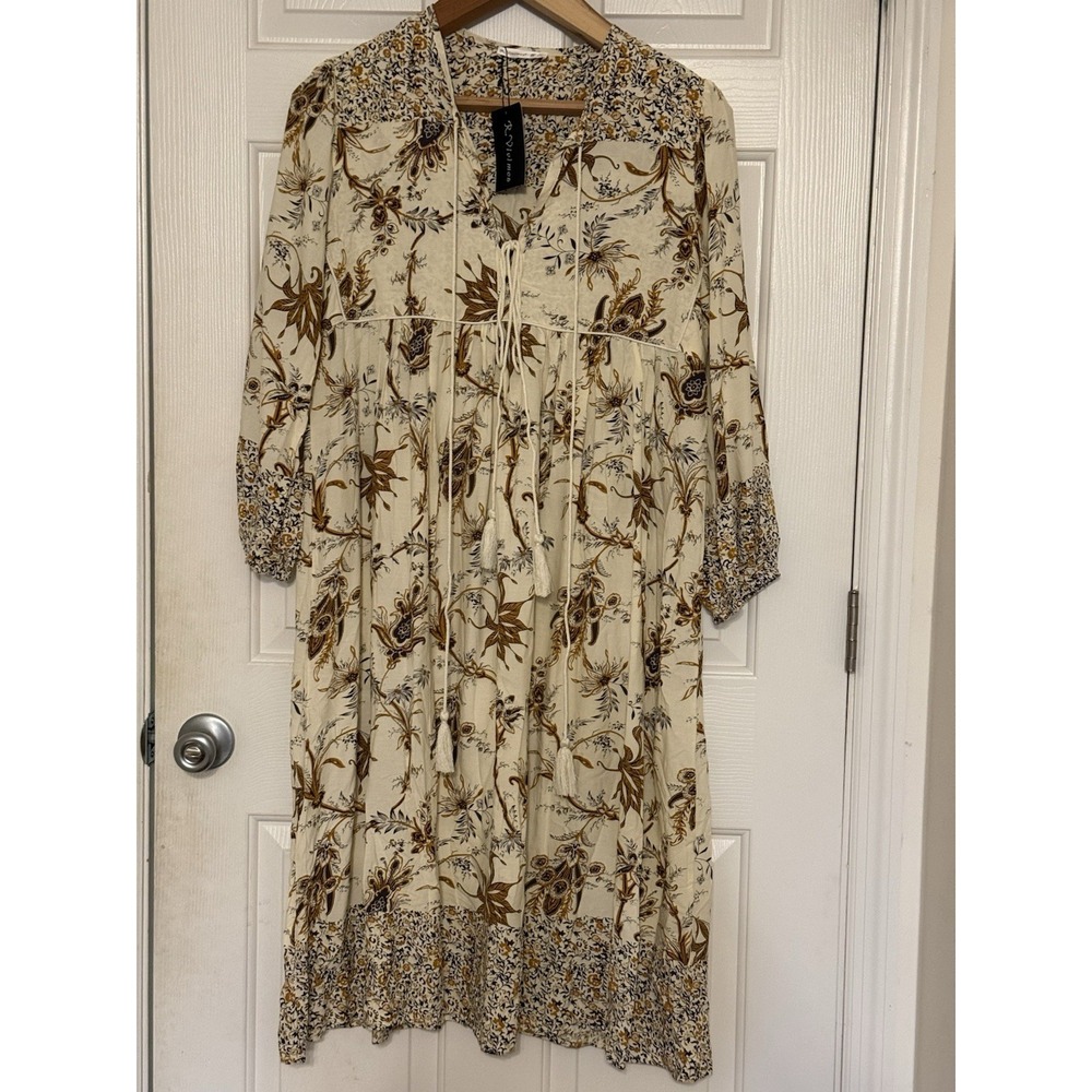 NWT R Vivimos Boho Floral Paisley Flowy Brown Dress Size medium 8/10 Tassels